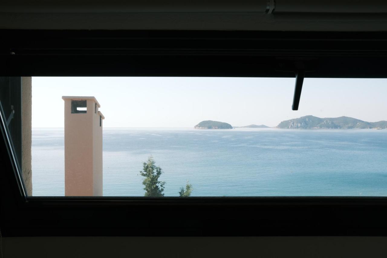 PalaiónTsiflíkion Crystal Bay 아파트 외부 사진